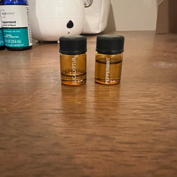 Diffuser & Oils - Picture 7 of 7